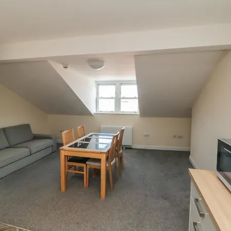 Apartment The Newborough 5 *