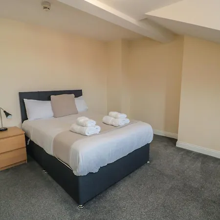 The Newborough 5 Apartment